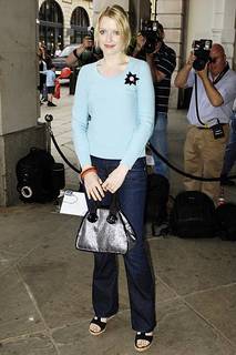 Lauren Laverne feet photo 13