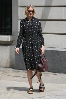 Lauren Laverne feet photo 16