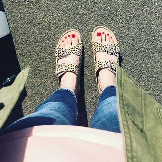 Lauren Laverne feet photo 11
