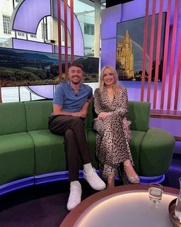Lauren Laverne feet photo 2