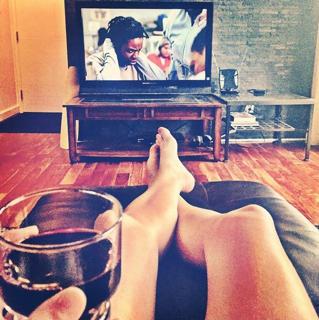 Lauren Lee Smith feet photo thumbnail