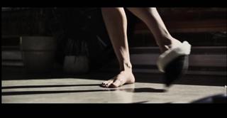 Lauren Lee Smith feet photo thumbnail