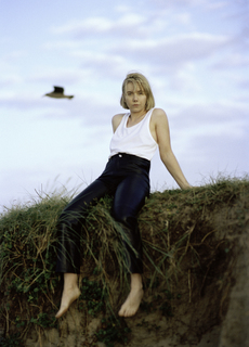 Lauren Lyle feet photo 13
