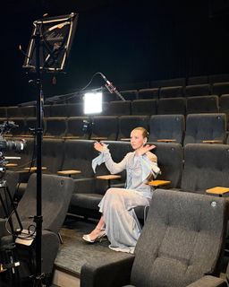 Lauren Lyle feet photo 3