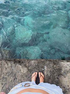 Lauren Lyle feet photo 1