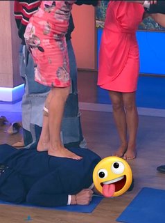 Lauren Lyster feet photo 6