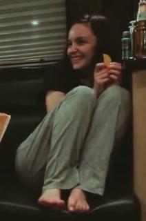 Lauren Mayberry feet photo thumbnail