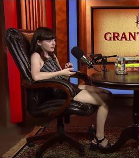 Lauren Mayberry feet photo thumbnail