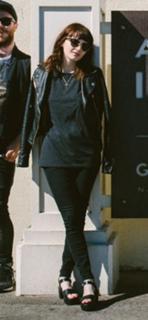 Lauren Mayberry feet photo thumbnail