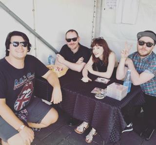 Lauren Mayberry feet photo thumbnail