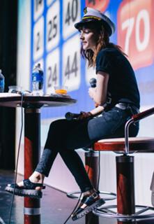 Lauren Mayberry feet photo thumbnail