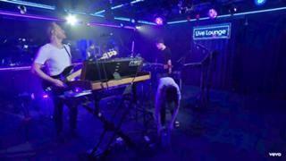 Lauren Mayberry feet photo thumbnail