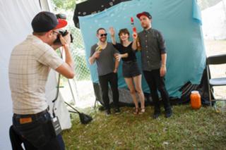 Lauren Mayberry feet photo thumbnail