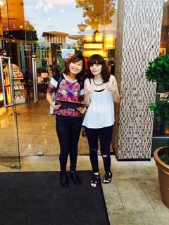 Lauren Mayberry feet photo thumbnail