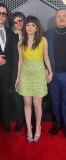 Lauren Mayberry feet photo thumbnail