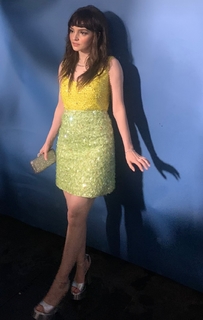 Lauren Mayberry feet photo thumbnail