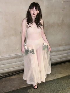 Lauren Mayberry feet photo thumbnail