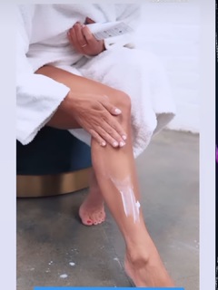 Lauren Phillips feet photo 7
