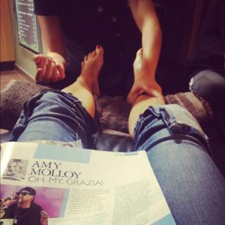 Lauren Phillips feet photo 3