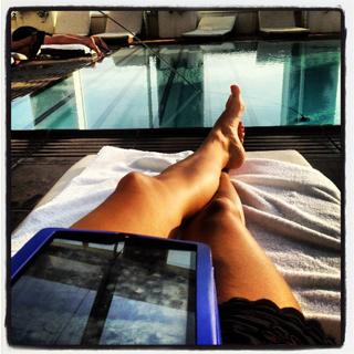 Lauren Phillips feet photo 4
