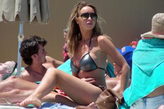 Lauren Pope feet photo thumbnail