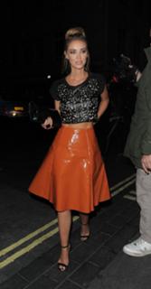 Lauren Pope feet photo thumbnail