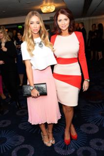 Lauren Pope feet photo thumbnail