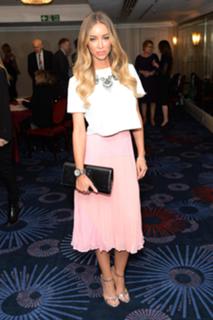 Lauren Pope feet photo thumbnail