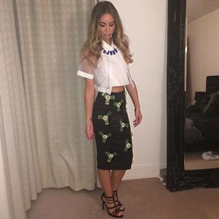 Lauren Pope feet photo thumbnail