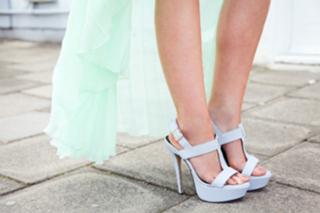 Lauren Pope feet photo thumbnail