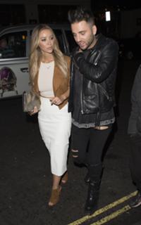Lauren Pope feet photo thumbnail