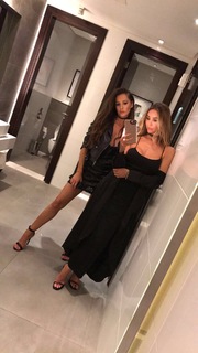 Lauren Pope feet photo thumbnail