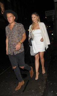 Lauren Pope feet photo thumbnail