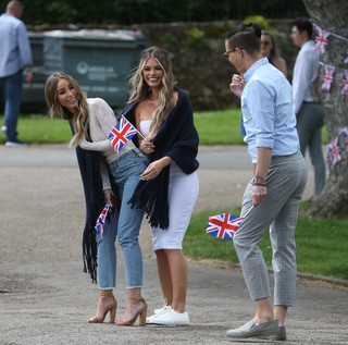 Lauren Pope feet photo thumbnail