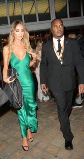 Lauren Pope feet photo thumbnail