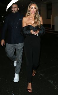 Lauren Pope feet photo thumbnail