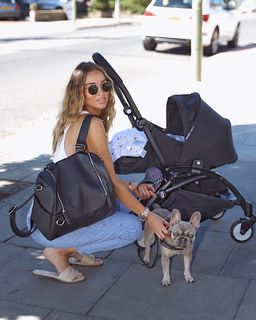 Lauren Pope feet photo thumbnail