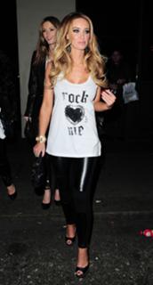 Lauren Pope feet photo thumbnail