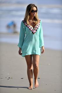 Lauren Pope feet photo thumbnail