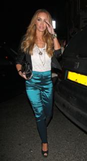 Lauren Pope feet photo thumbnail