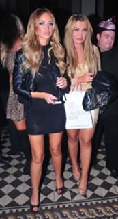 Lauren Pope feet photo thumbnail