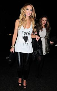 Lauren Pope feet photo thumbnail