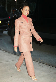 Lauren Ridloff feet photo 8