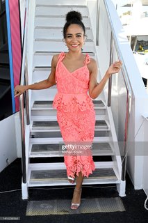 Lauren Ridloff feet photo 2
