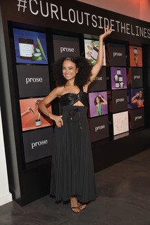 Lauren Ridloff feet photo 18