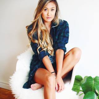 Lauren Riihimaki feet photo 2