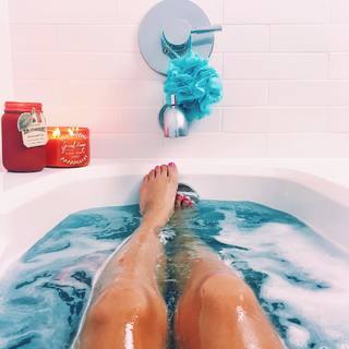 Lauren Riihimaki feet photo 3