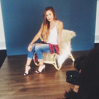 Lauren Riihimaki feet photo 3