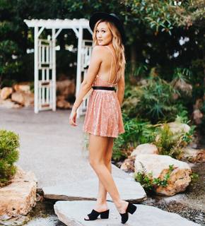 Lauren Riihimaki feet photo 15