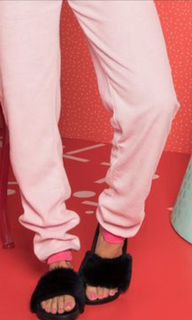Lauren Riihimaki feet photo 10